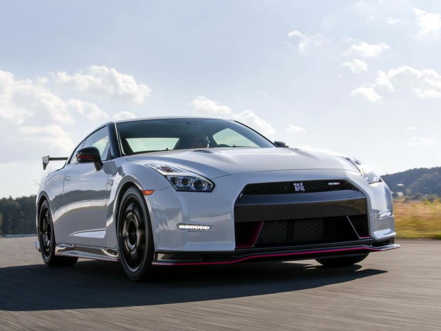  Nissan GT-R by Nismo 2014 года  (фото 7 из 46)